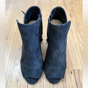 Apt 9 open toe booties heels